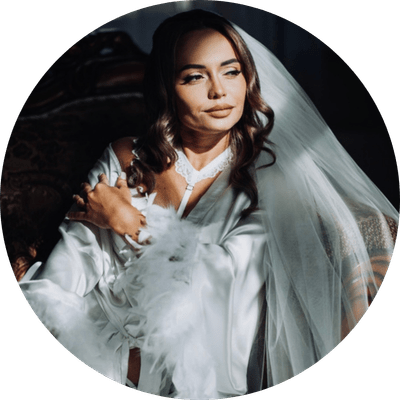 VEIL & HAIR ACCESSORIES